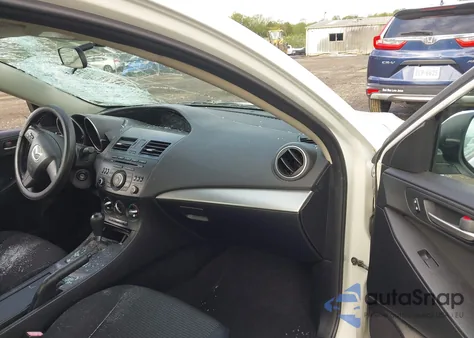 2012 Mazda Mazda3 I Sport из США, поврежденный, VIN JM1BL1UF2C1536645